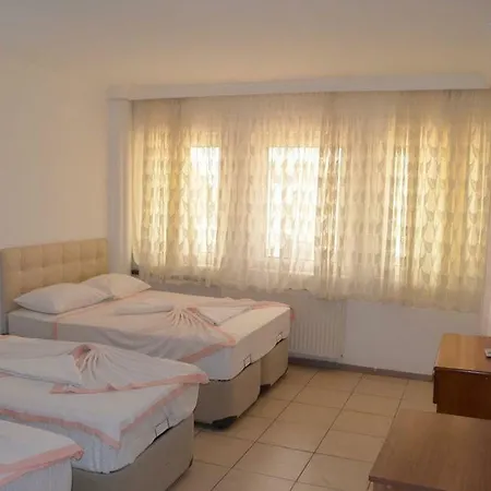 Ayyildiz Otel Айвалык