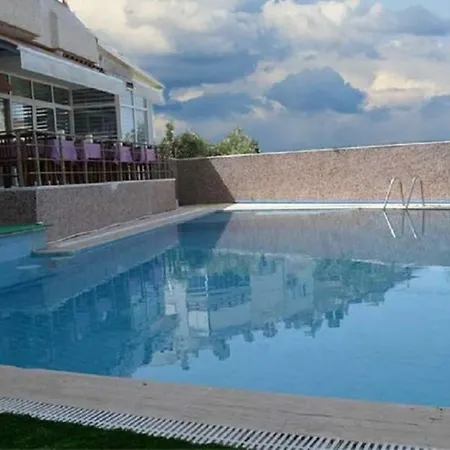 Отель Ayyildiz Otel *