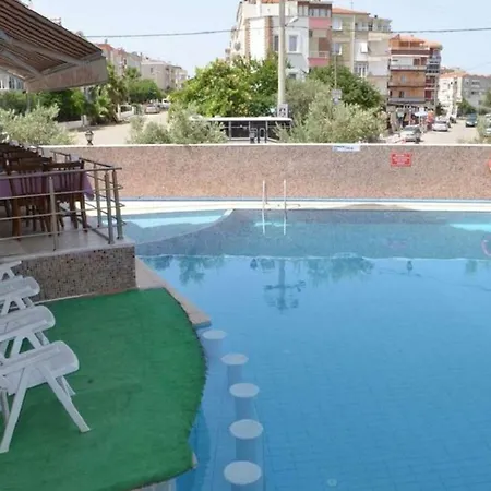Отель Ayyildiz Otel *
